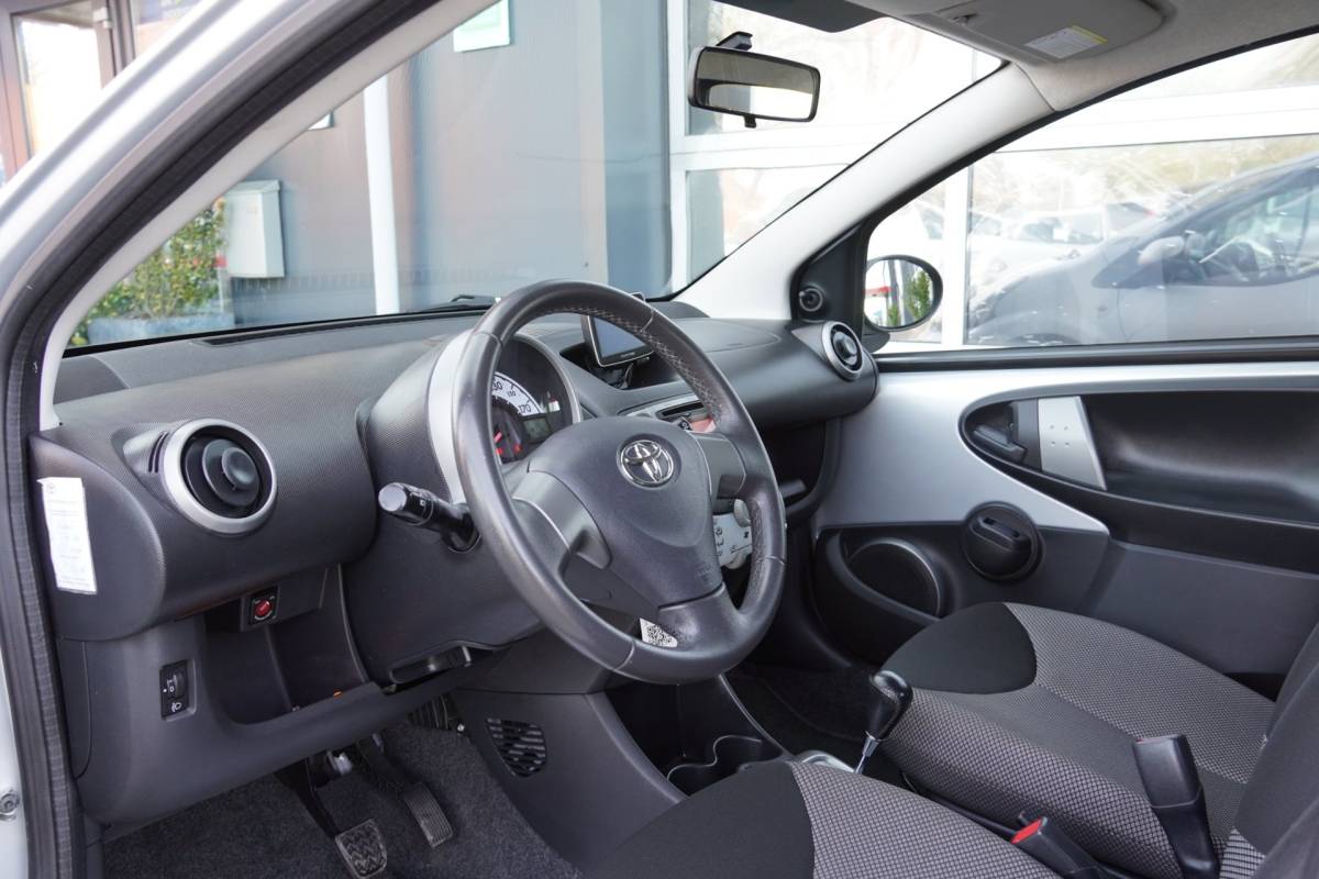 Toyota Aygo Toyota Aygo 1.0 VVT-i Aspiration NAP Automaat/Airco/5-deurs