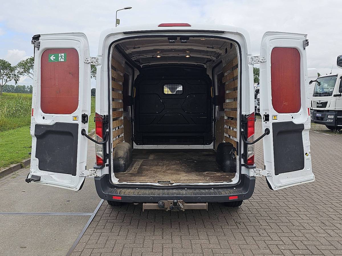 Ford Transit FORD TRANSIT 2.0 l2h2 2xzijdeur euro6