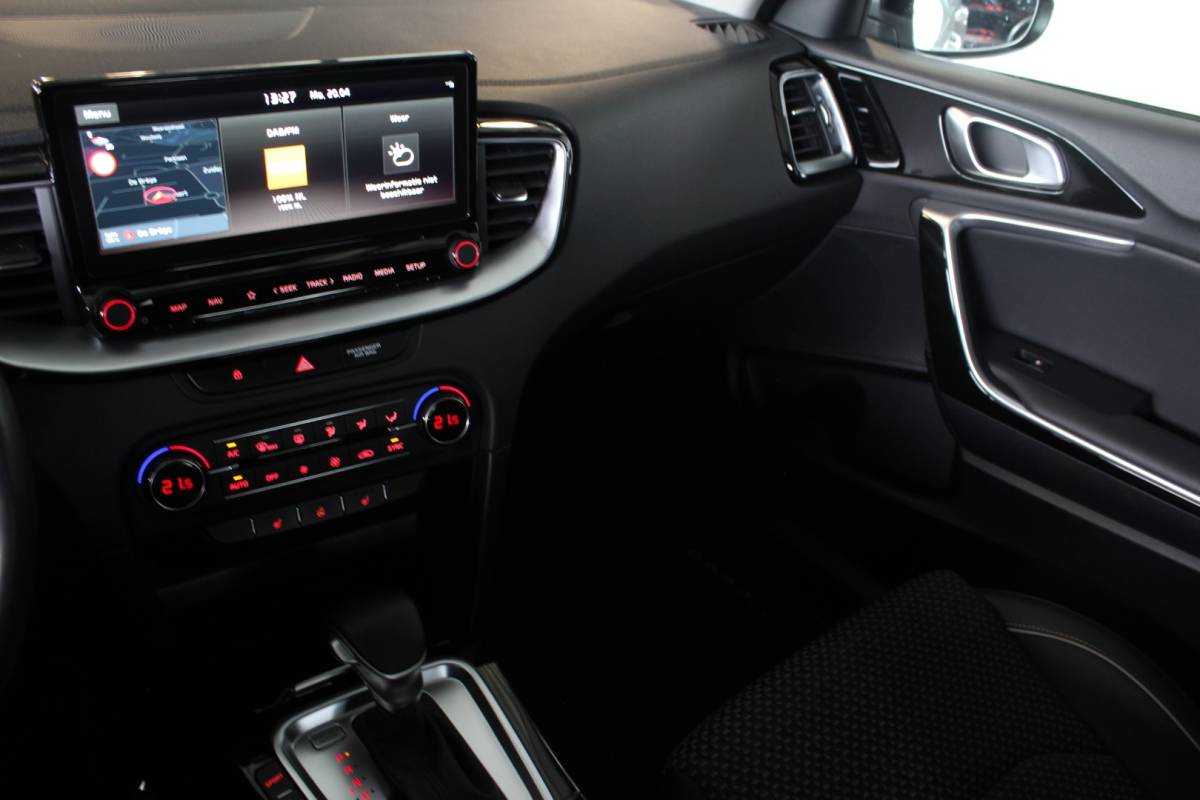 Kia XCeed Kia XCeed 1.4 T-GDi DynamicPlusLine Afn. Trekhaak | Carplay | Camera | Adapt. Cruise | Bluetooth | Stoel/Stuurverw. | 18″ LMV | PDC