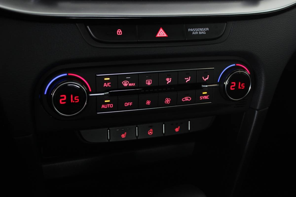 Kia XCeed Kia XCeed 1.4 T-GDi DynamicPlusLine Afn. Trekhaak | Carplay | Camera | Adapt. Cruise | Bluetooth | Stoel/Stuurverw. | 18″ LMV | PDC