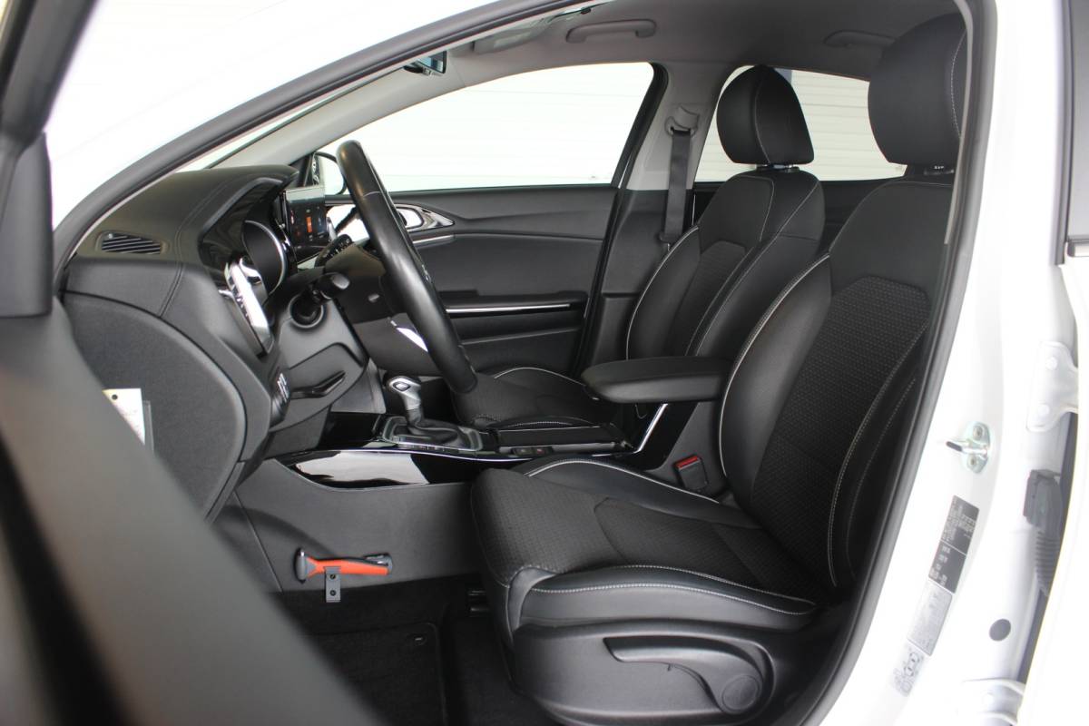 Kia XCeed Kia XCeed 1.4 T-GDi DynamicPlusLine Afn. Trekhaak | Carplay | Camera | Adapt. Cruise | Bluetooth | Stoel/Stuurverw. | 18″ LMV | PDC