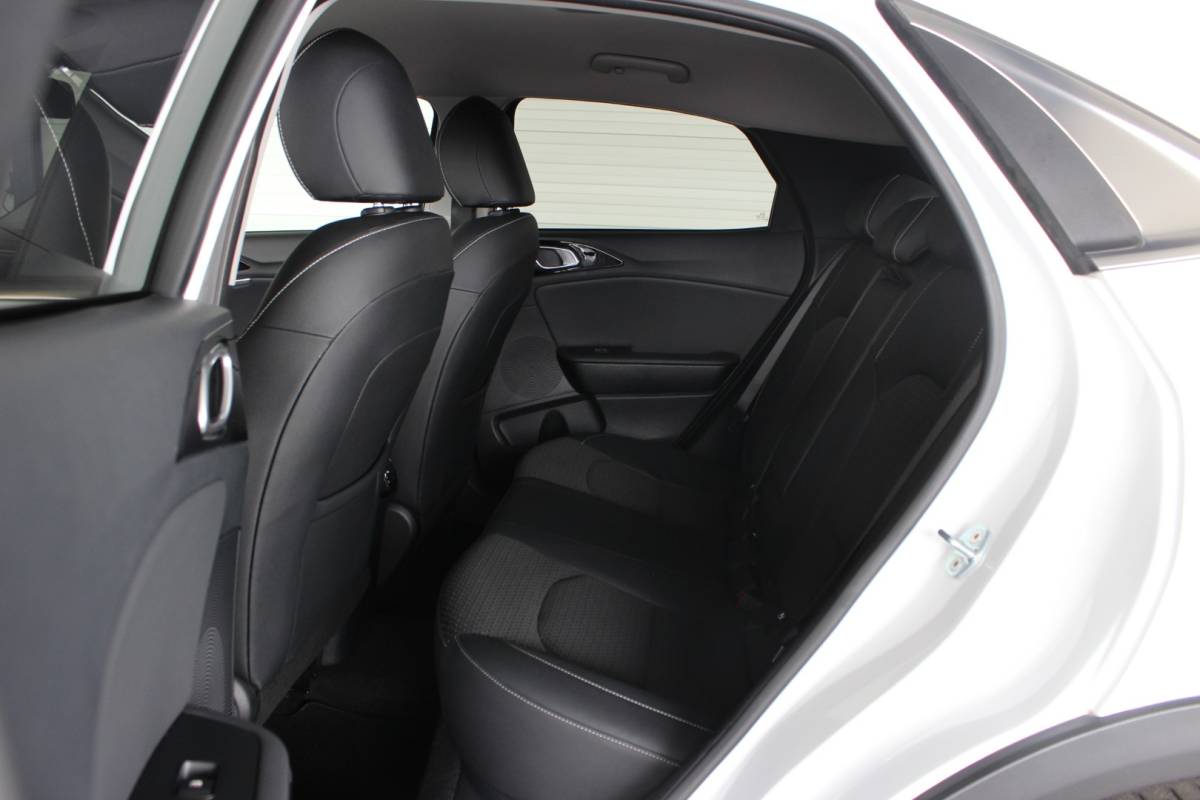 Kia XCeed Kia XCeed 1.4 T-GDi DynamicPlusLine Afn. Trekhaak | Carplay | Camera | Adapt. Cruise | Bluetooth | Stoel/Stuurverw. | 18″ LMV | PDC