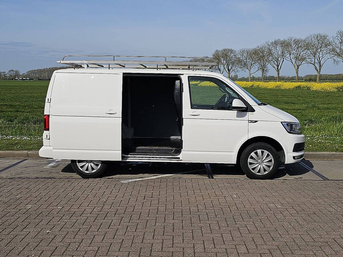 Volkswagen Transporter VOLKSWAGEN TRANSPORTER 2.0 TDI l1h1 150pk automaat!