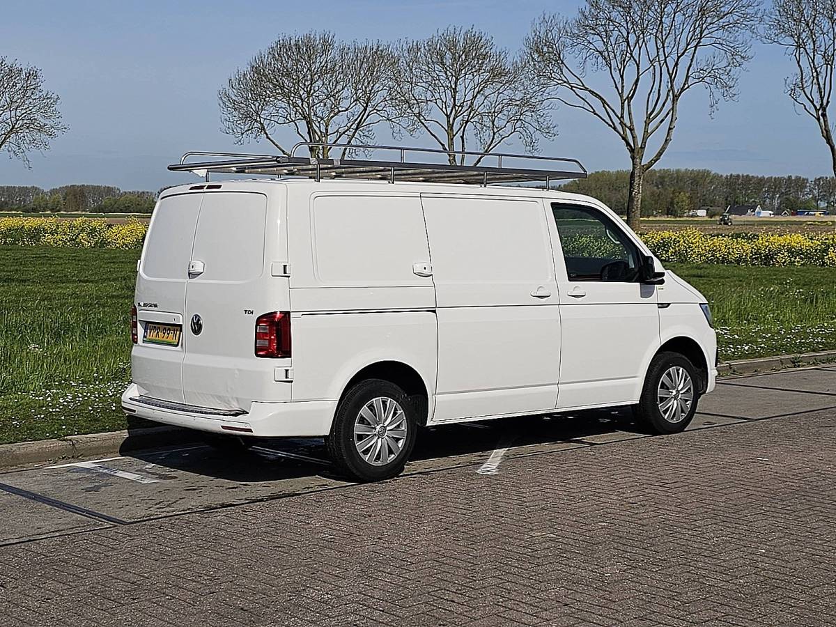 Volkswagen Transporter VOLKSWAGEN TRANSPORTER 2.0 TDI l1h1 150pk automaat!