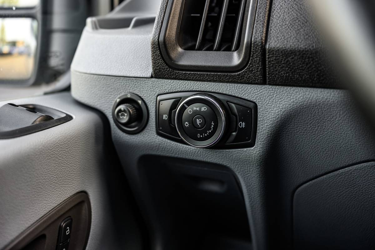 Ford Transit Ford TRANSIT |Airco|Navi|Cruise|Pdc 310 2.0 TDCI L2H2 Ambiente