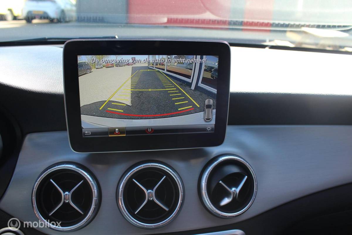 Mercedes-Benz CLA Mercedes CLA-klasse Shooting Brake 180 AMG Pano/Leder/Camera