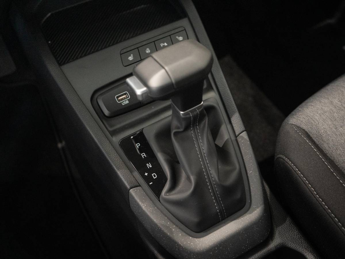 Kia Stonic Kia Stonic 1.0 T-GDi MHEV DynamicLine | Op voorraad !| Stoel en stuurverwarming |