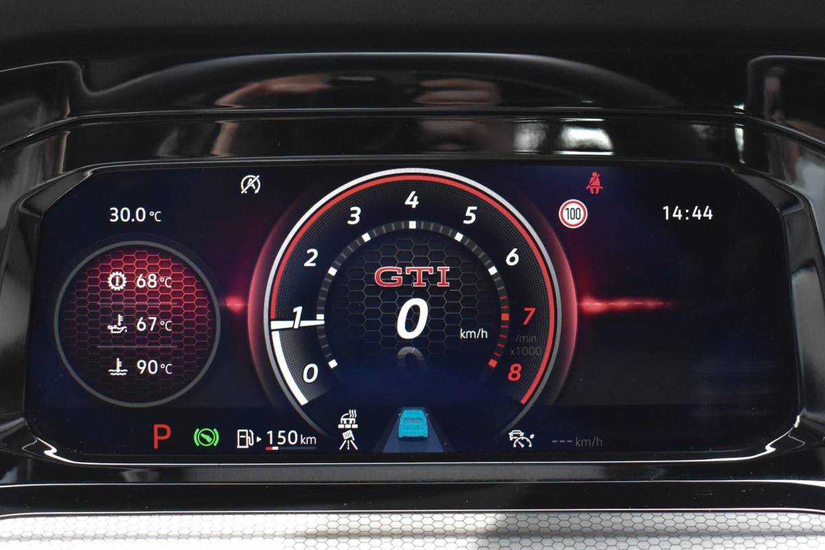 Volkswagen Golf Volkswagen Golf 2.0 TSI GTI Pano Leder ELC Stoelen Cam IQ Zitklima