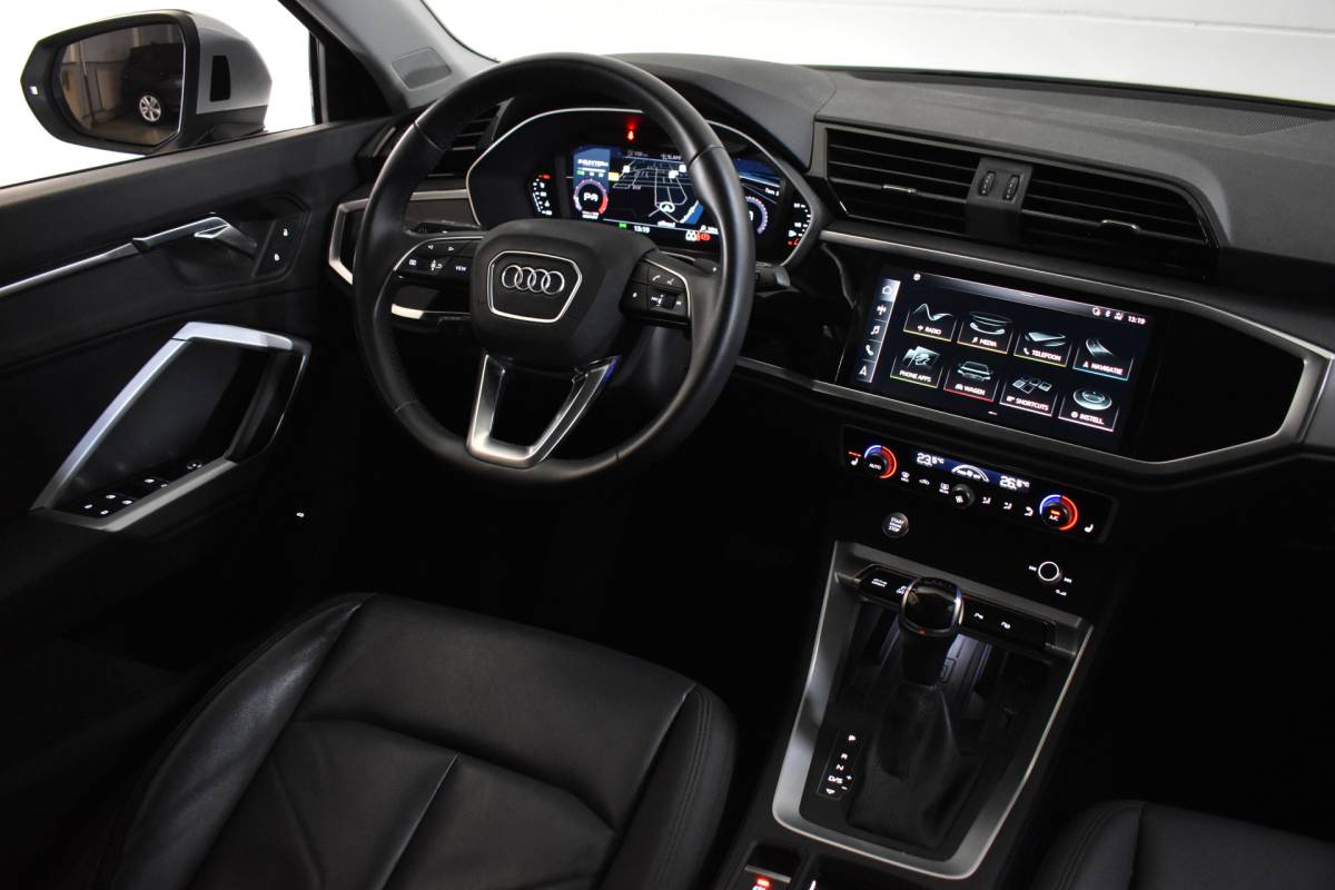 Audi Q3 Audi Q3 45 TFSI 230PK QUATTRO S-TRONIC ADVANCED LEDER/NAVI/CAMERA