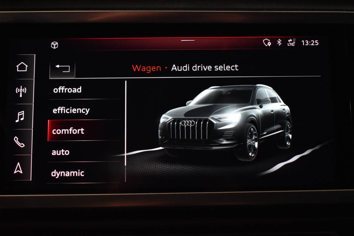 Audi Q3 Audi Q3 45 TFSI 230PK QUATTRO S-TRONIC ADVANCED LEDER/NAVI/CAMERA