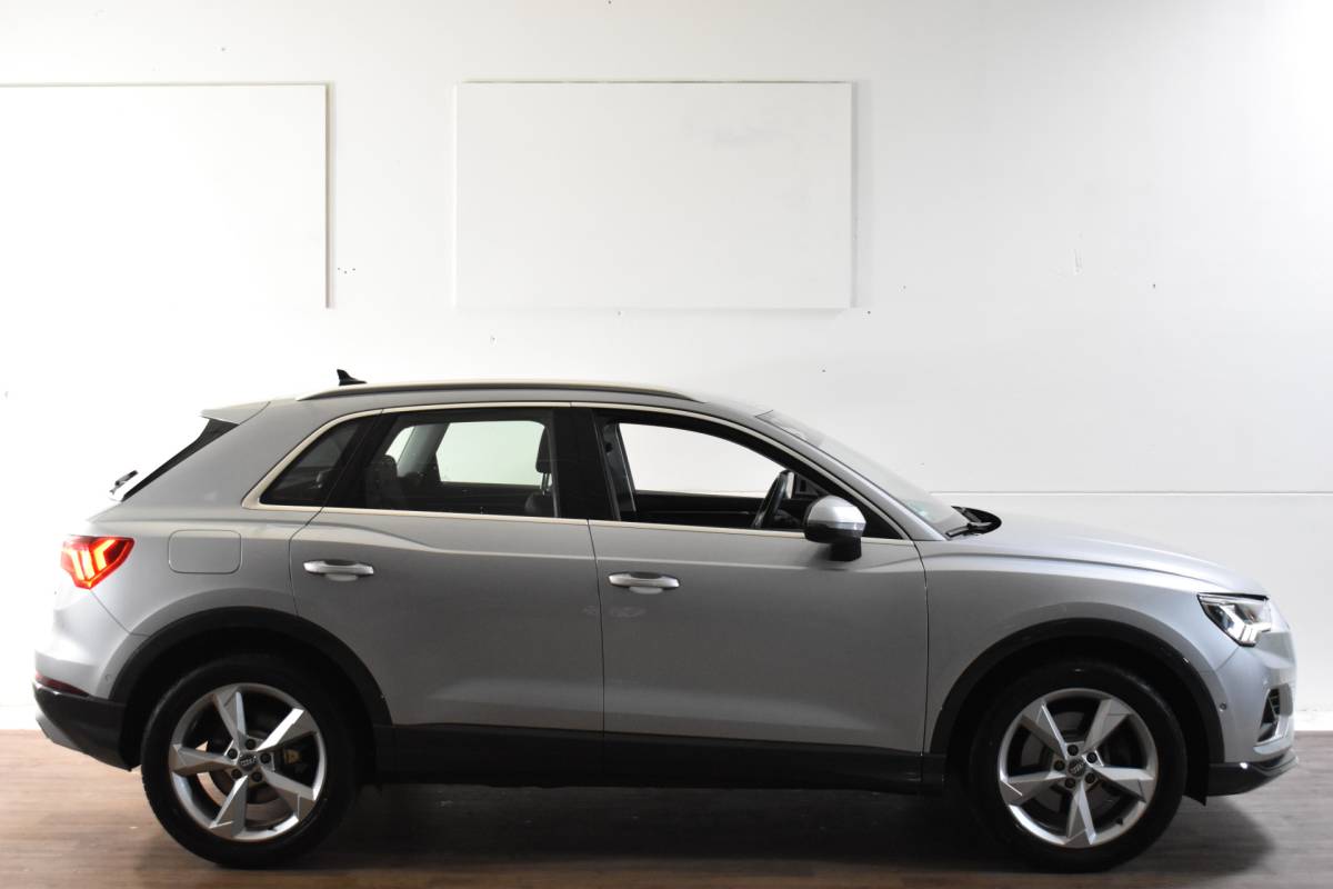 Audi Q3 Audi Q3 45 TFSI 230PK QUATTRO S-TRONIC ADVANCED LEDER/NAVI/CAMERA