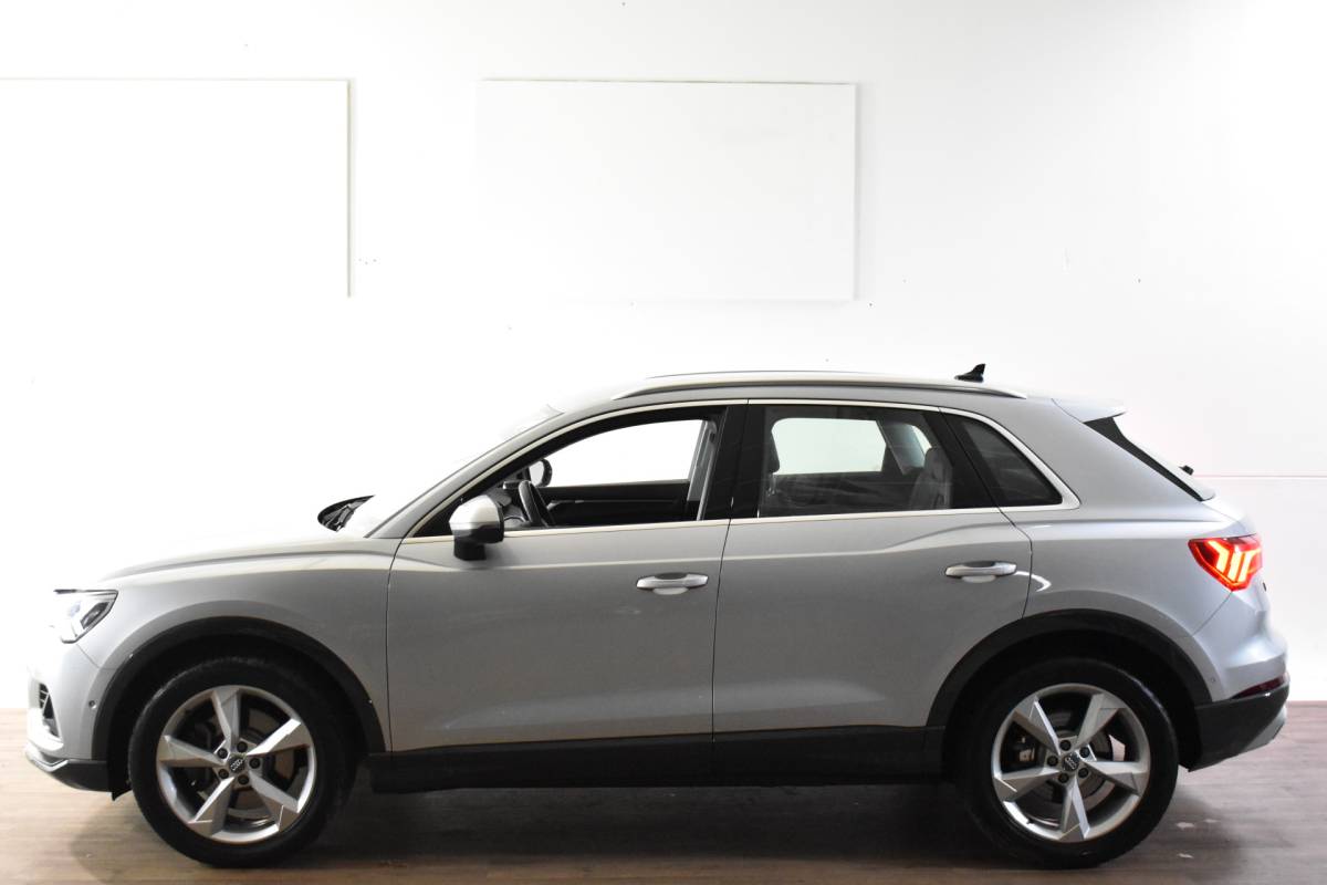 Audi Q3 Audi Q3 45 TFSI 230PK QUATTRO S-TRONIC ADVANCED LEDER/NAVI/CAMERA