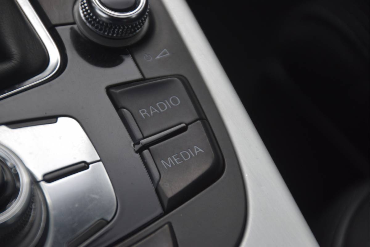 Audi A5 Audi A5 Sportback 1.8 TFSI S Edition S-line pakket | Navi | Sportonderstel | Stoelverwarming | LMV