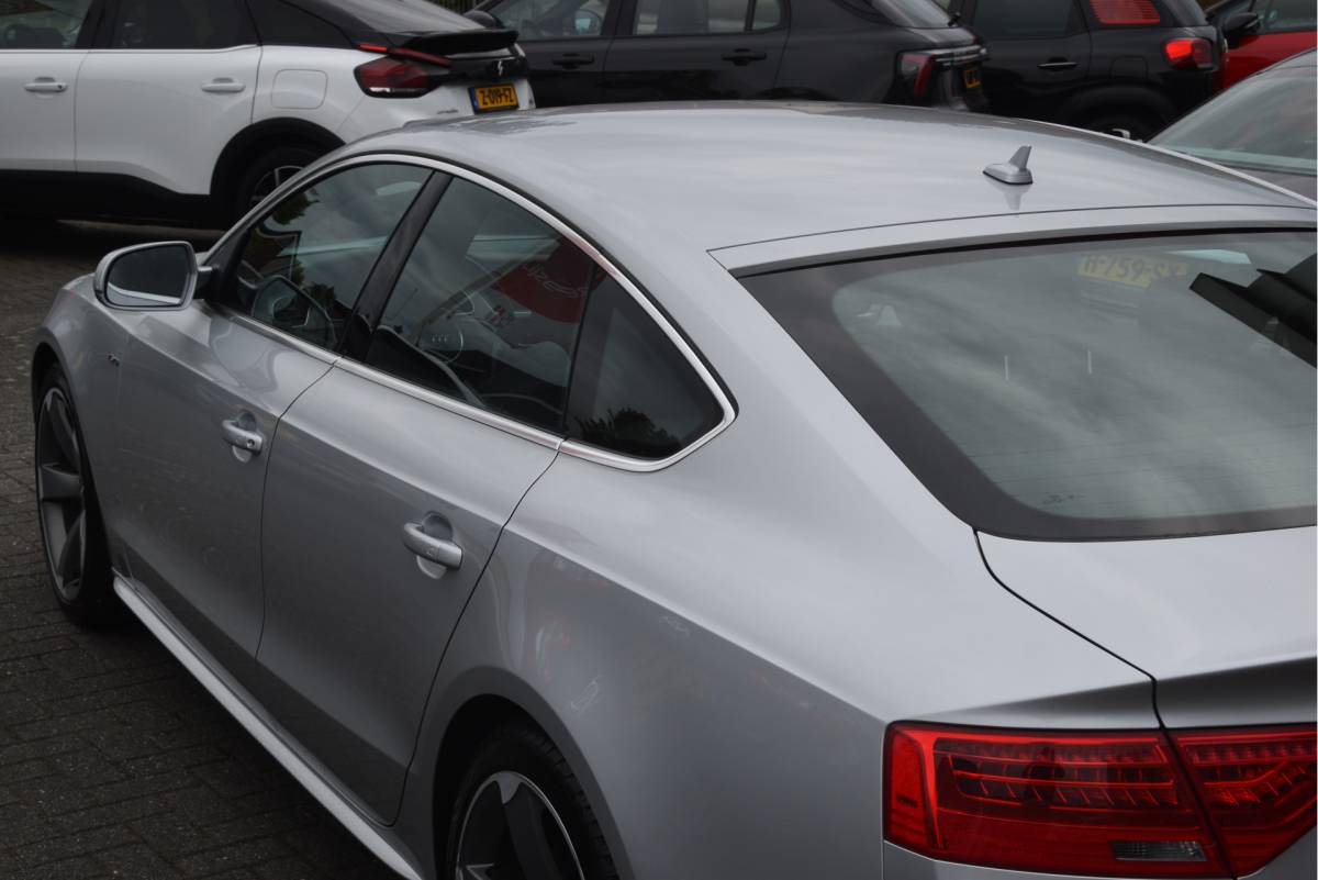 Audi A5 Audi A5 Sportback 1.8 TFSI S Edition S-line pakket | Navi | Sportonderstel | Stoelverwarming | LMV