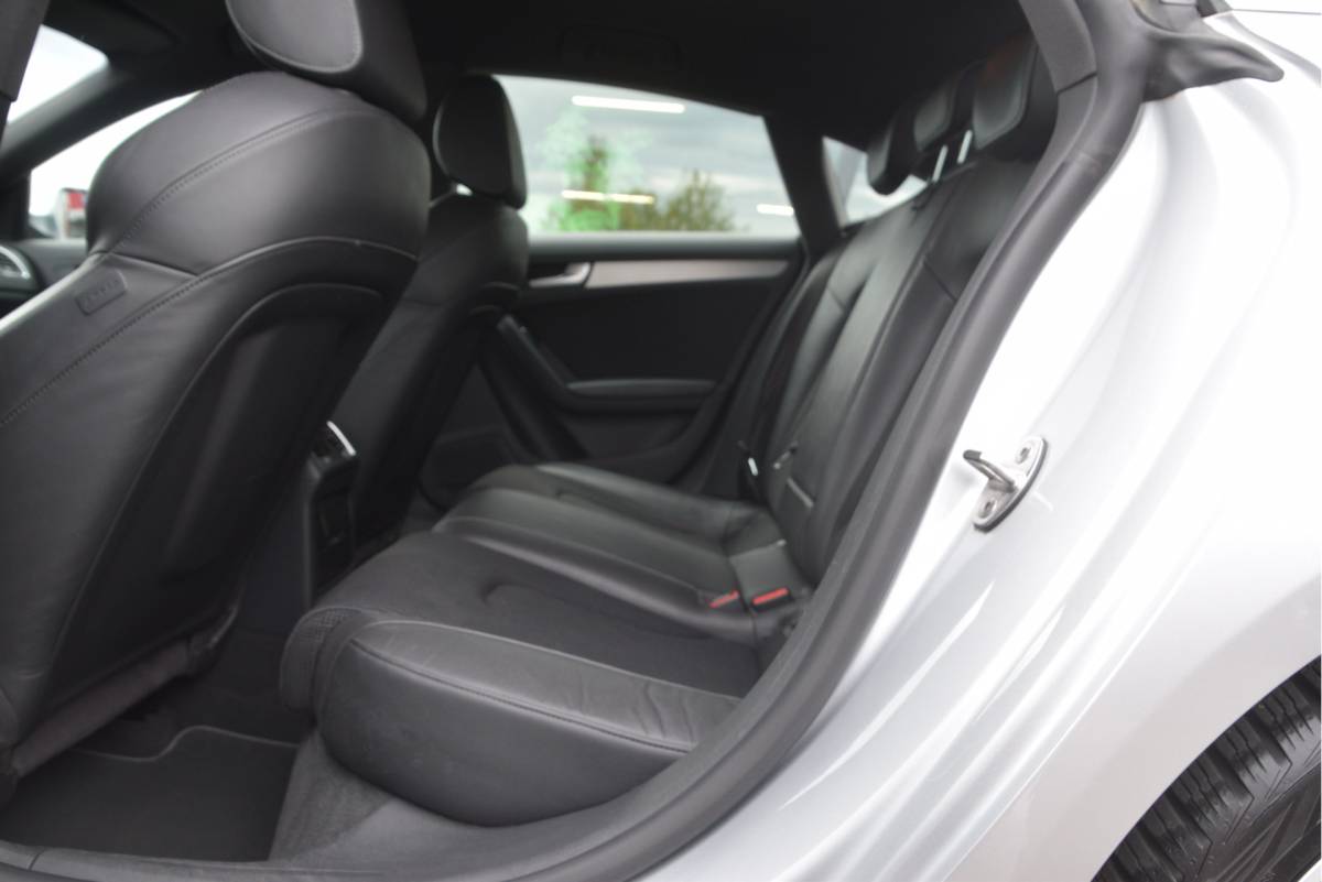 Audi A5 Audi A5 Sportback 1.8 TFSI S Edition S-line pakket | Navi | Sportonderstel | Stoelverwarming | LMV