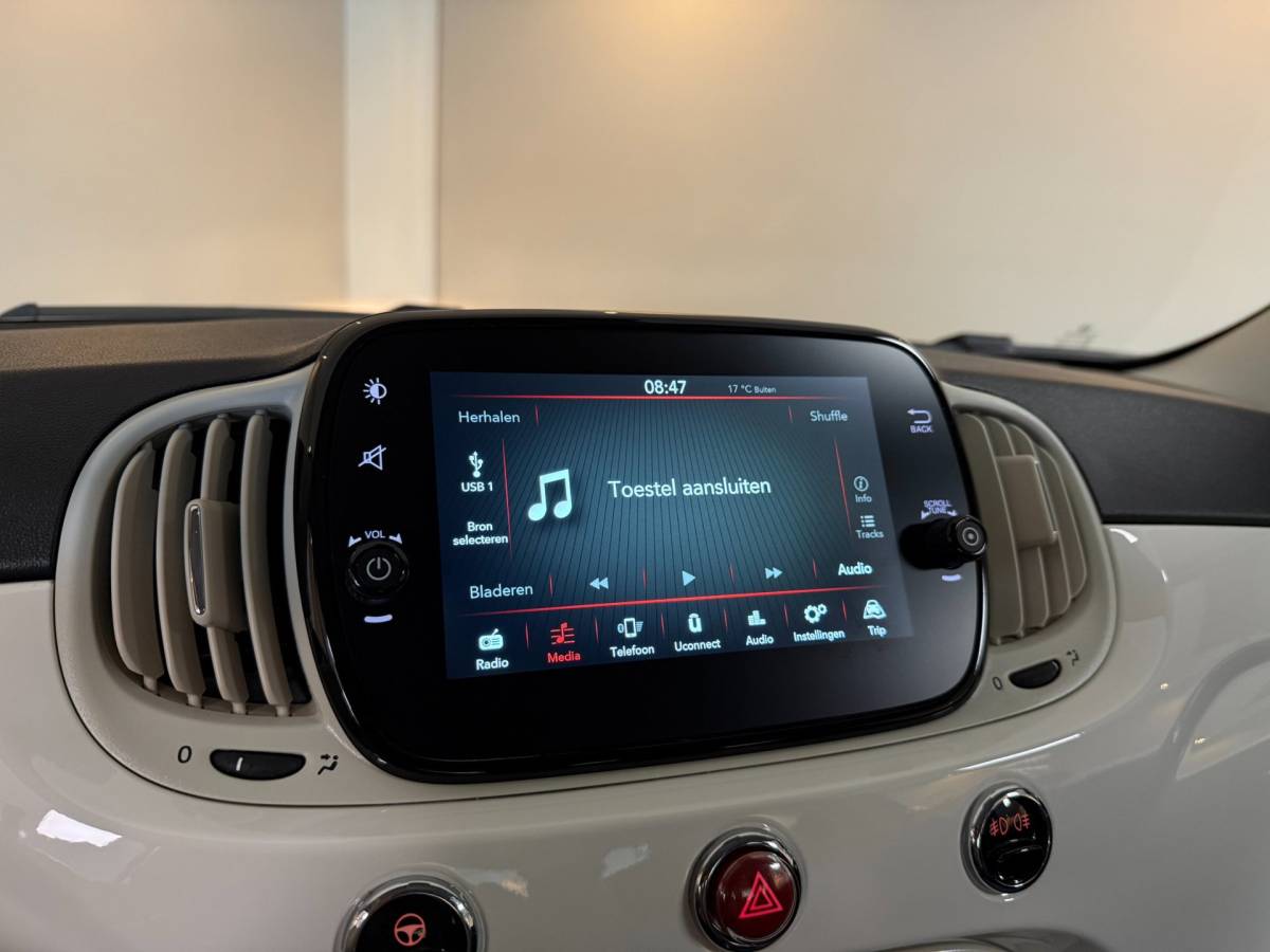 Fiat 500 Fiat 500 1.0 Hybrid Club *Carplay* Cruise|PDC|DAB|NAP