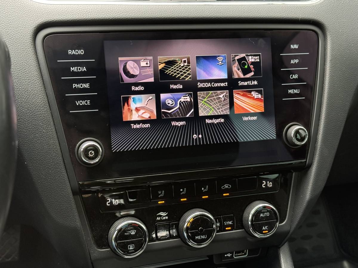 Škoda Octavia ŠKODA Octavia BWJ 2019 1.5 TSI 150 PK Greentech Ambition Business AUTOMAAT | TREKHAAK | PANO | CARPLAY + ANDROID | NAVI | CLIMA | CRUISE | LMV | PDC
