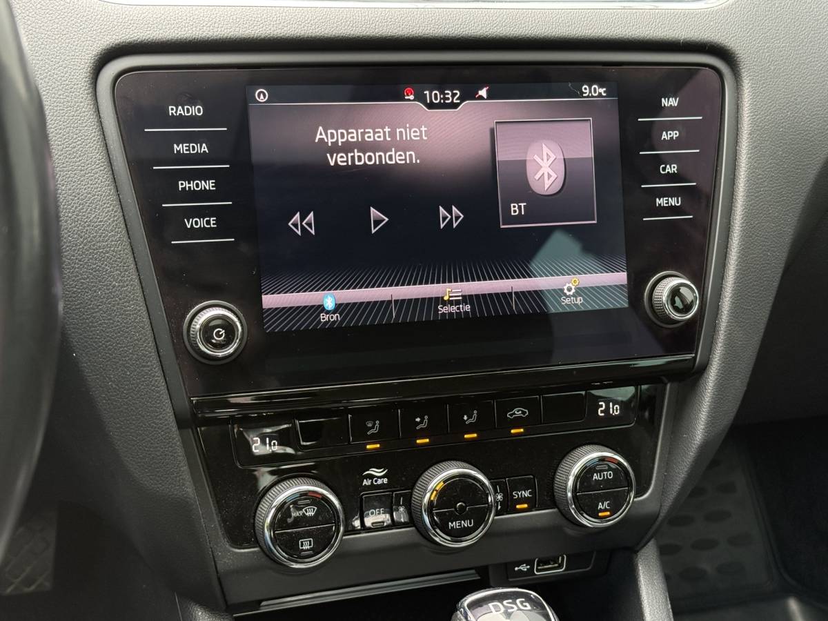 Škoda Octavia ŠKODA Octavia BWJ 2019 1.5 TSI 150 PK Greentech Ambition Business AUTOMAAT | TREKHAAK | PANO | CARPLAY + ANDROID | NAVI | CLIMA | CRUISE | LMV | PDC