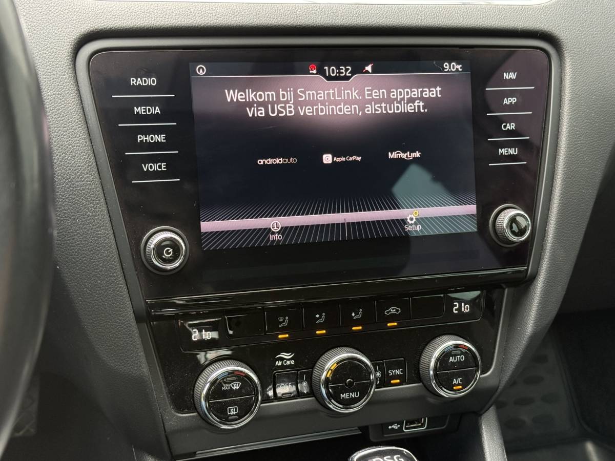 Škoda Octavia ŠKODA Octavia BWJ 2019 1.5 TSI 150 PK Greentech Ambition Business AUTOMAAT | TREKHAAK | PANO | CARPLAY + ANDROID | NAVI | CLIMA | CRUISE | LMV | PDC