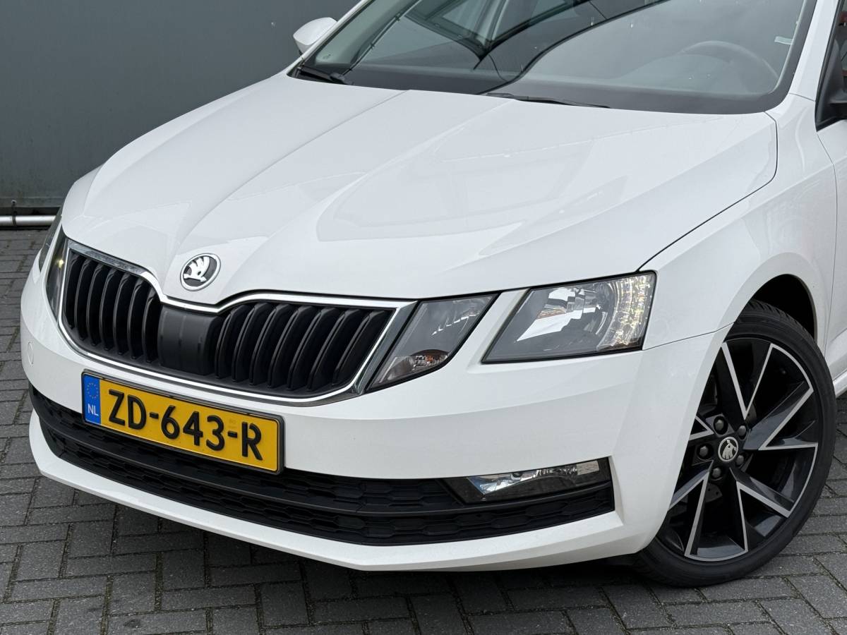 Škoda Octavia ŠKODA Octavia BWJ 2019 1.5 TSI 150 PK Greentech Ambition Business AUTOMAAT | TREKHAAK | PANO | CARPLAY + ANDROID | NAVI | CLIMA | CRUISE | LMV | PDC