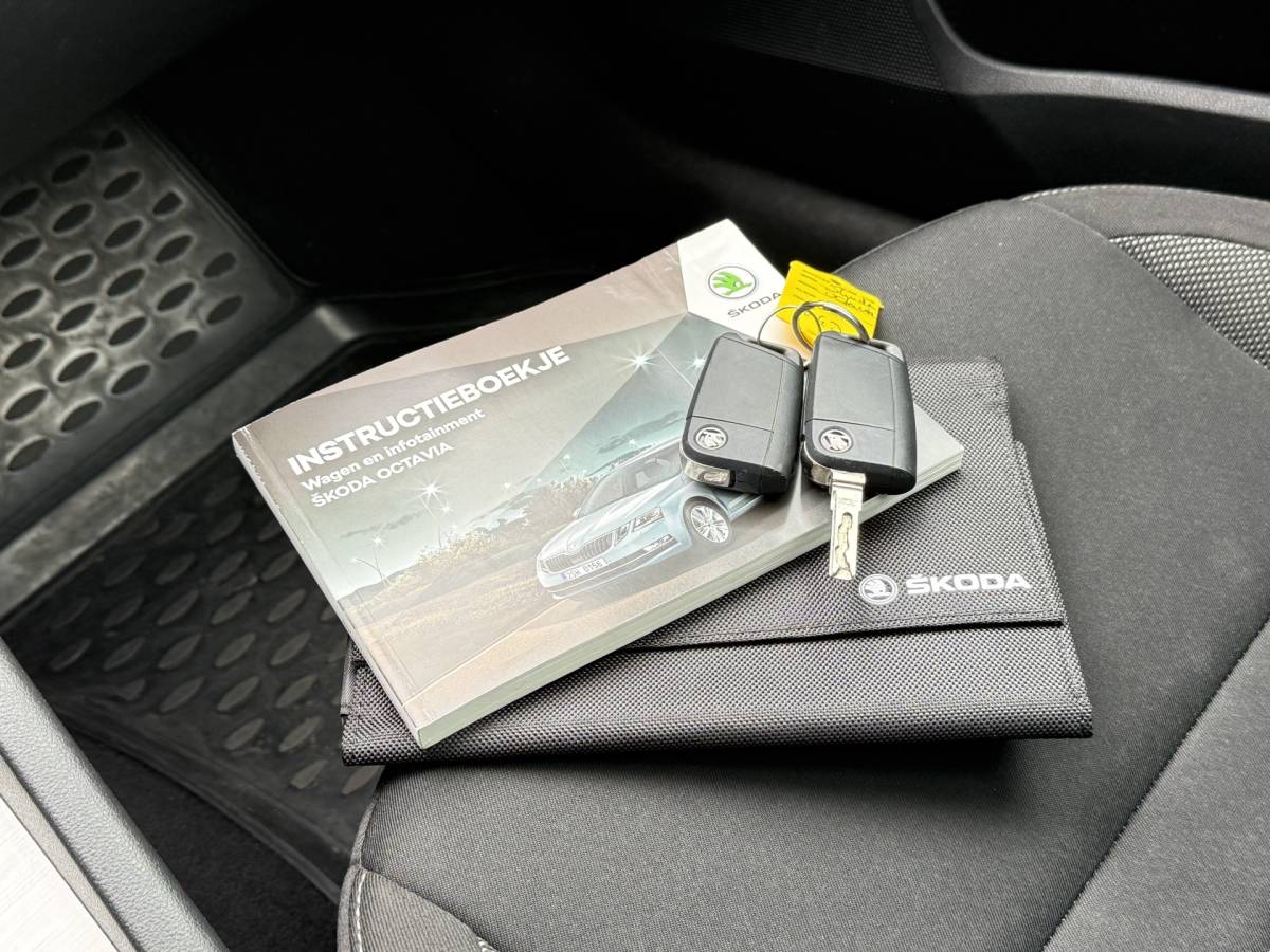 Škoda Octavia ŠKODA Octavia BWJ 2019 1.5 TSI 150 PK Greentech Ambition Business AUTOMAAT | TREKHAAK | PANO | CARPLAY + ANDROID | NAVI | CLIMA | CRUISE | LMV | PDC