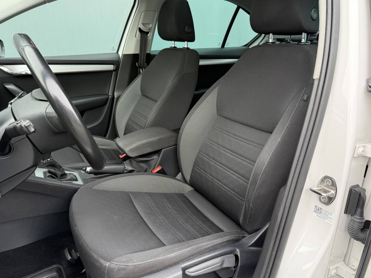 Škoda Octavia ŠKODA Octavia BWJ 2019 1.5 TSI 150 PK Greentech Ambition Business AUTOMAAT | TREKHAAK | PANO | CARPLAY + ANDROID | NAVI | CLIMA | CRUISE | LMV | PDC