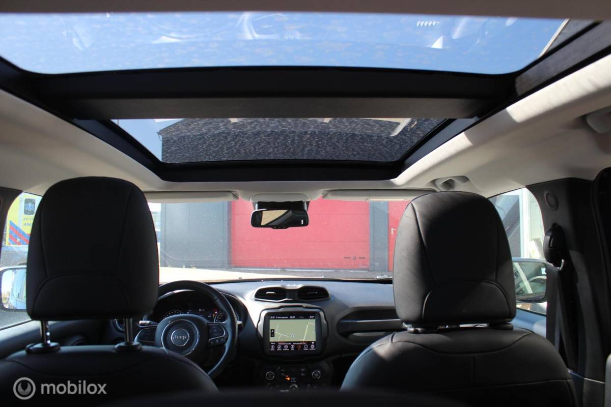 Jeep Renegade Jeep Renegade 1.3T Freedom Pano/Leder/Adaptive-Cruise/Stoelverw