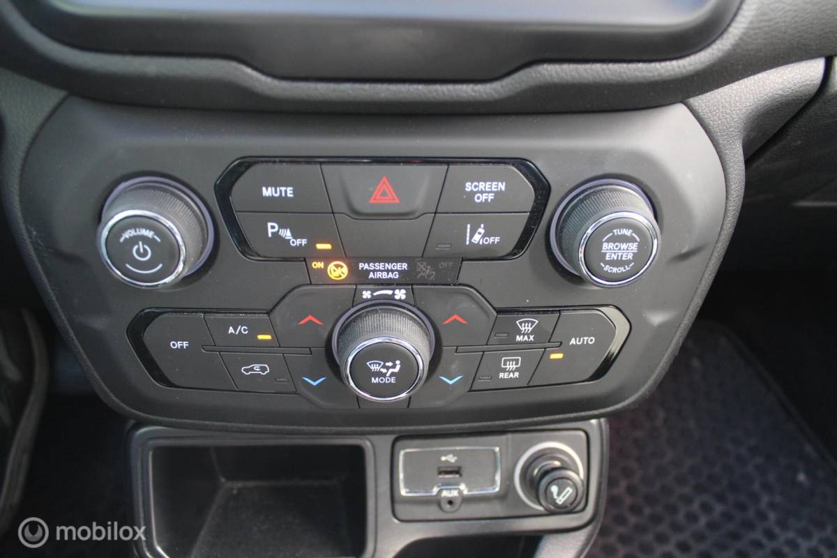 Jeep Renegade Jeep Renegade 1.3T Freedom Pano/Leder/Adaptive-Cruise/Stoelverw