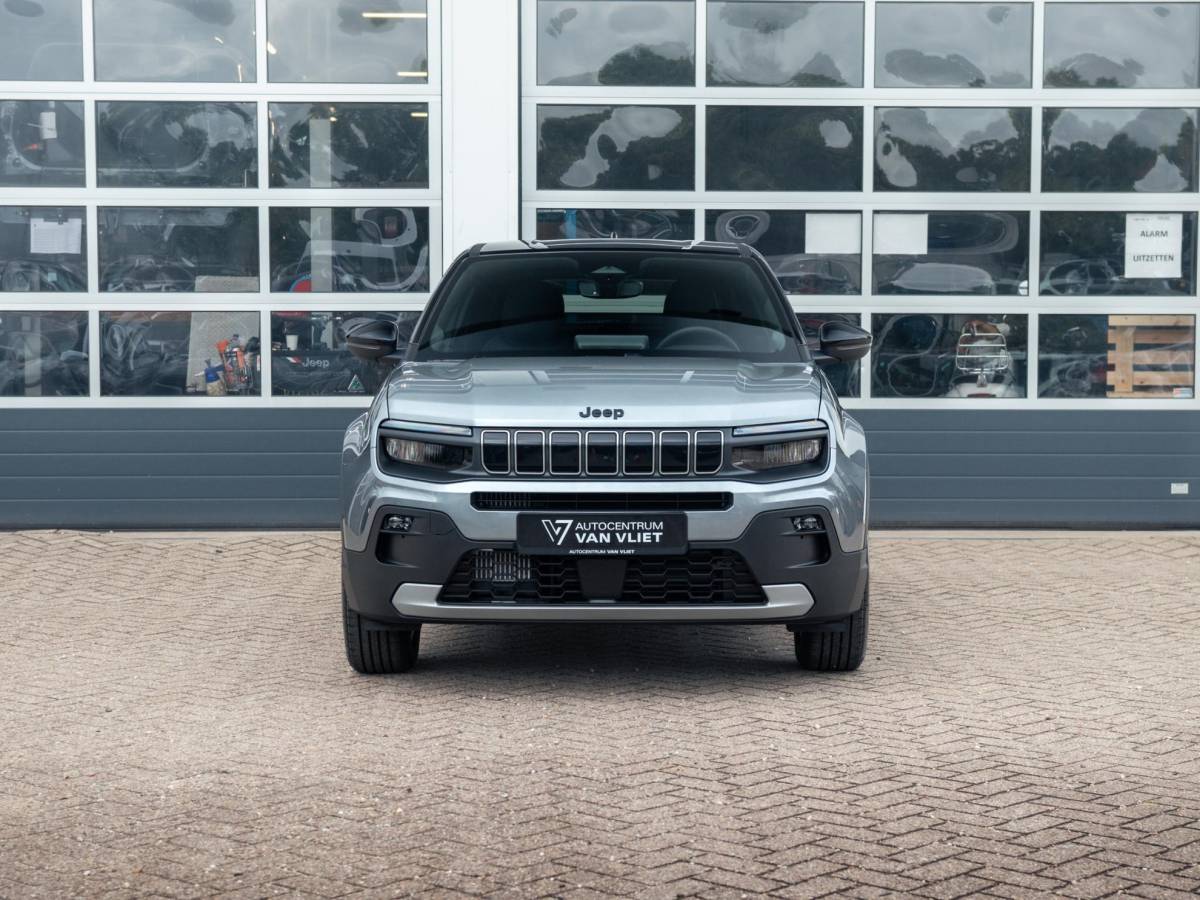 Jeep Avenger Jeep Avenger 1.2 e-Hybrid Black Edition | Infotainment&Conv. Pack | Winter Pack | Bicolore