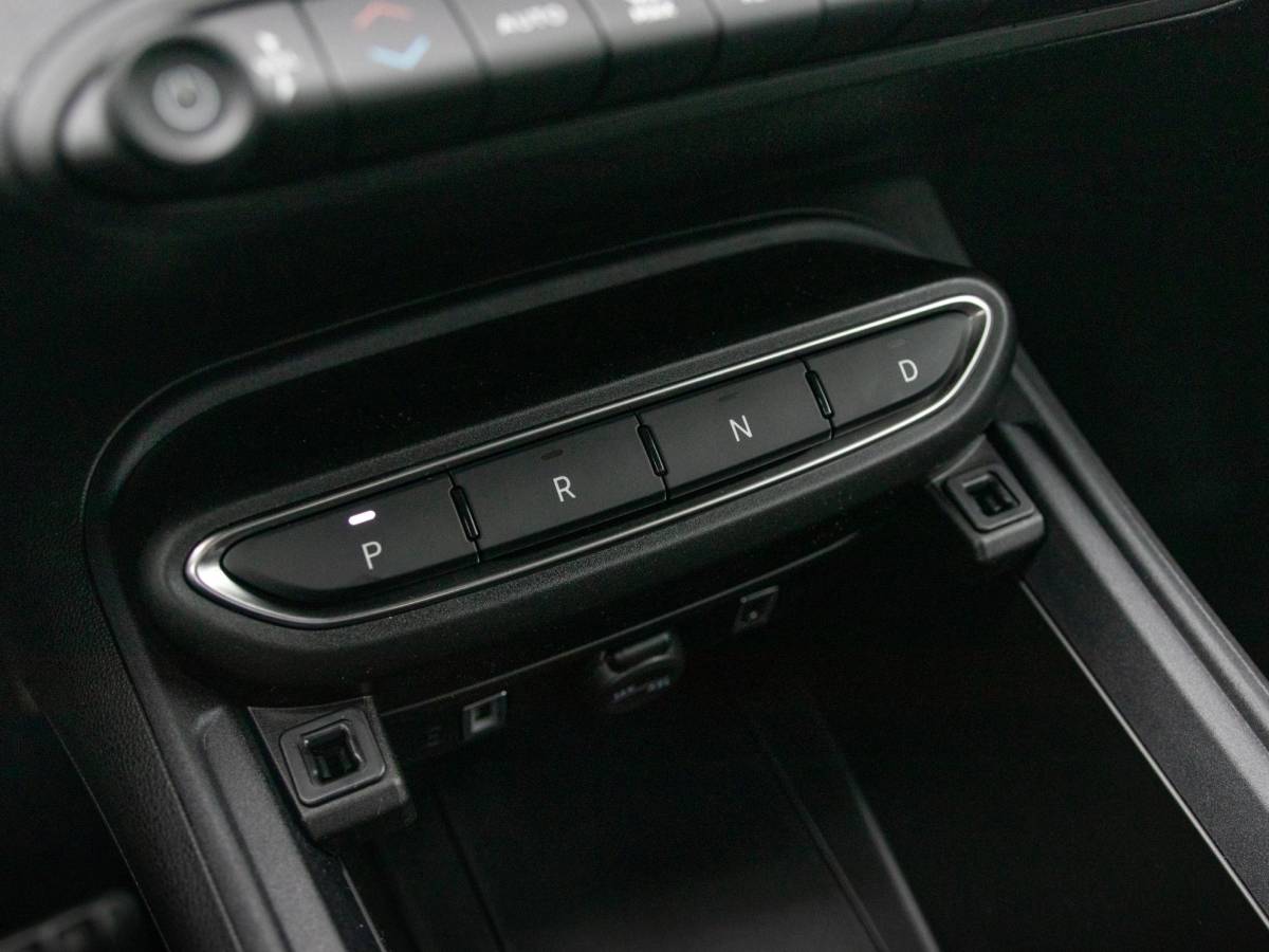 Jeep Avenger Jeep Avenger 1.2 e-Hybrid Black Edition | Infotainment&Conv. Pack | Winter Pack | Bicolore