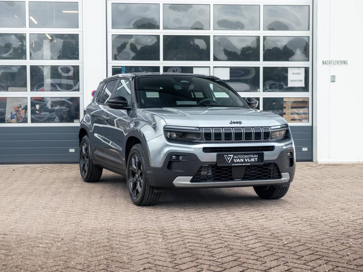 Jeep Avenger Jeep Avenger 1.2 e-Hybrid Black Edition | Infotainment&Conv. Pack | Winter Pack | Bicolore