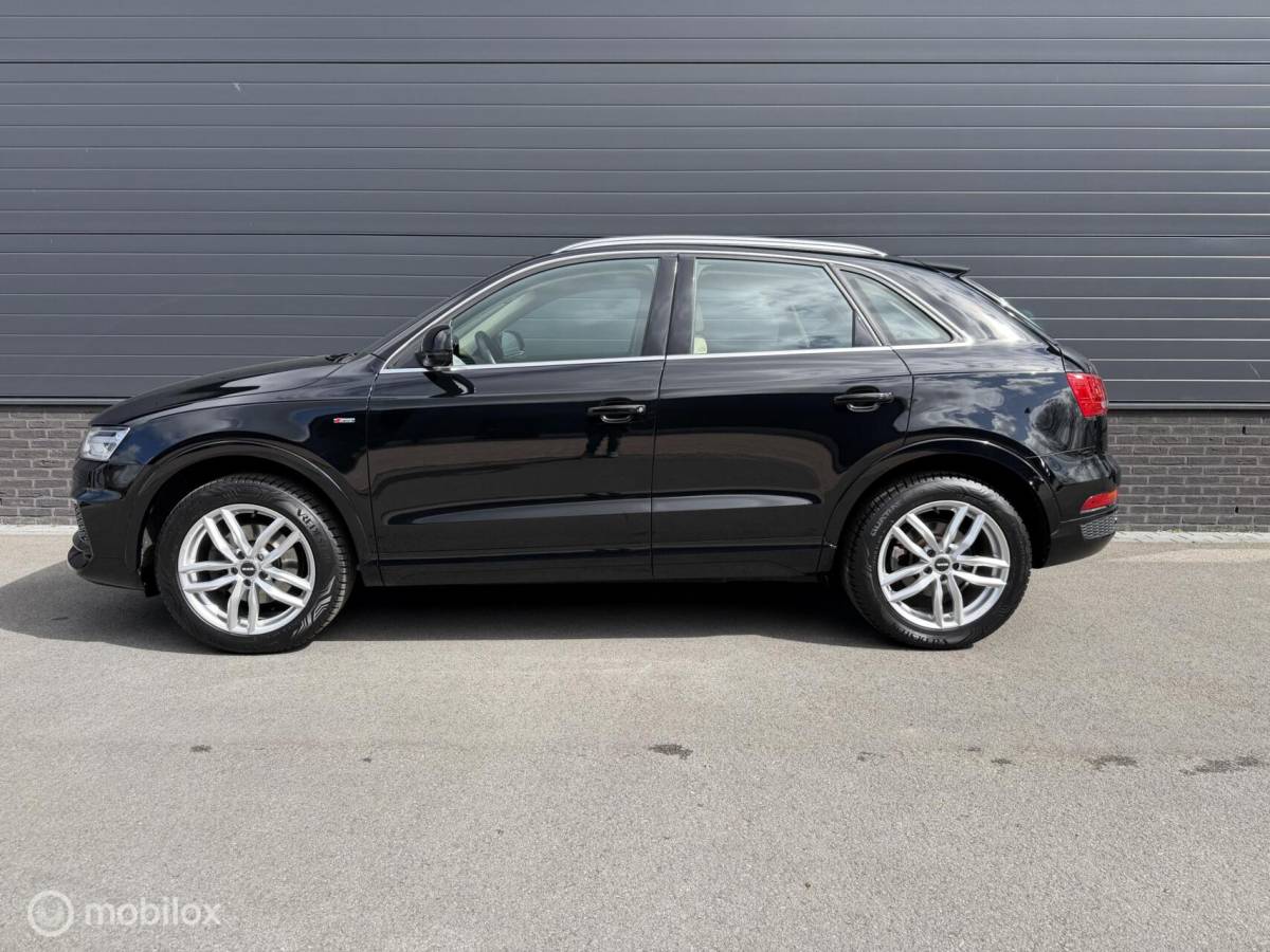 Audi Q3 Audi Q3 1.4 TFSI CoD Sport Pro Line S-Line XENON*NAV*HAAK*PDC