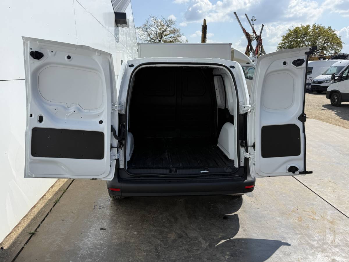 Mercedes-Benz Citan Mercedes-Benz Citan 110 CDI L1 Pro Automaat L1 Airco Carplay Cruise control Stoelverwarming Parkeersensoren voor achter