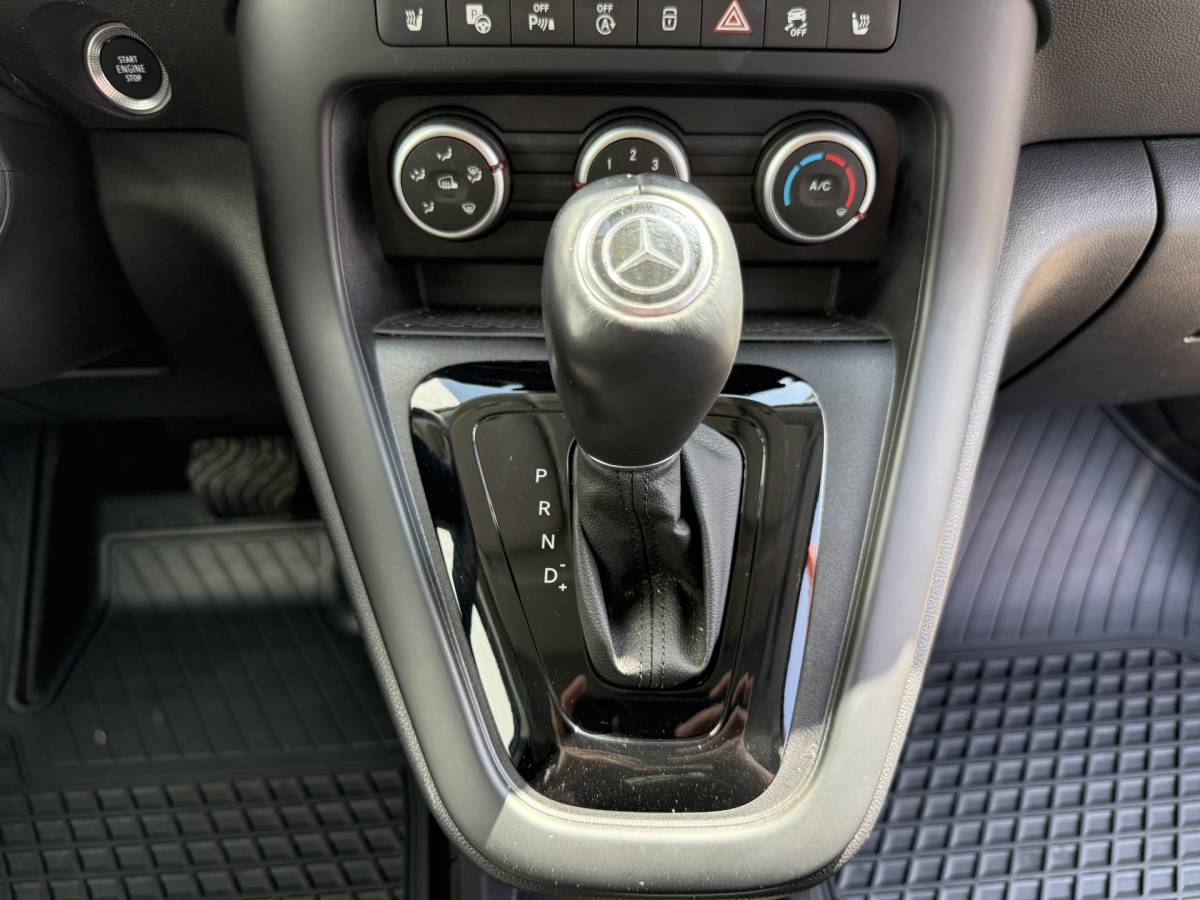 Mercedes-Benz Citan Mercedes-Benz Citan 110 CDI L1 Pro Automaat L1 Airco Carplay Cruise control Stoelverwarming Parkeersensoren voor achter
