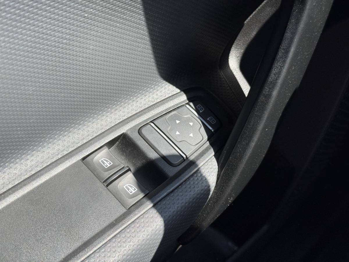 Mercedes-Benz Citan Mercedes-Benz Citan 110 CDI L1 Pro Automaat L1 Airco Carplay Cruise control Stoelverwarming Parkeersensoren voor achter