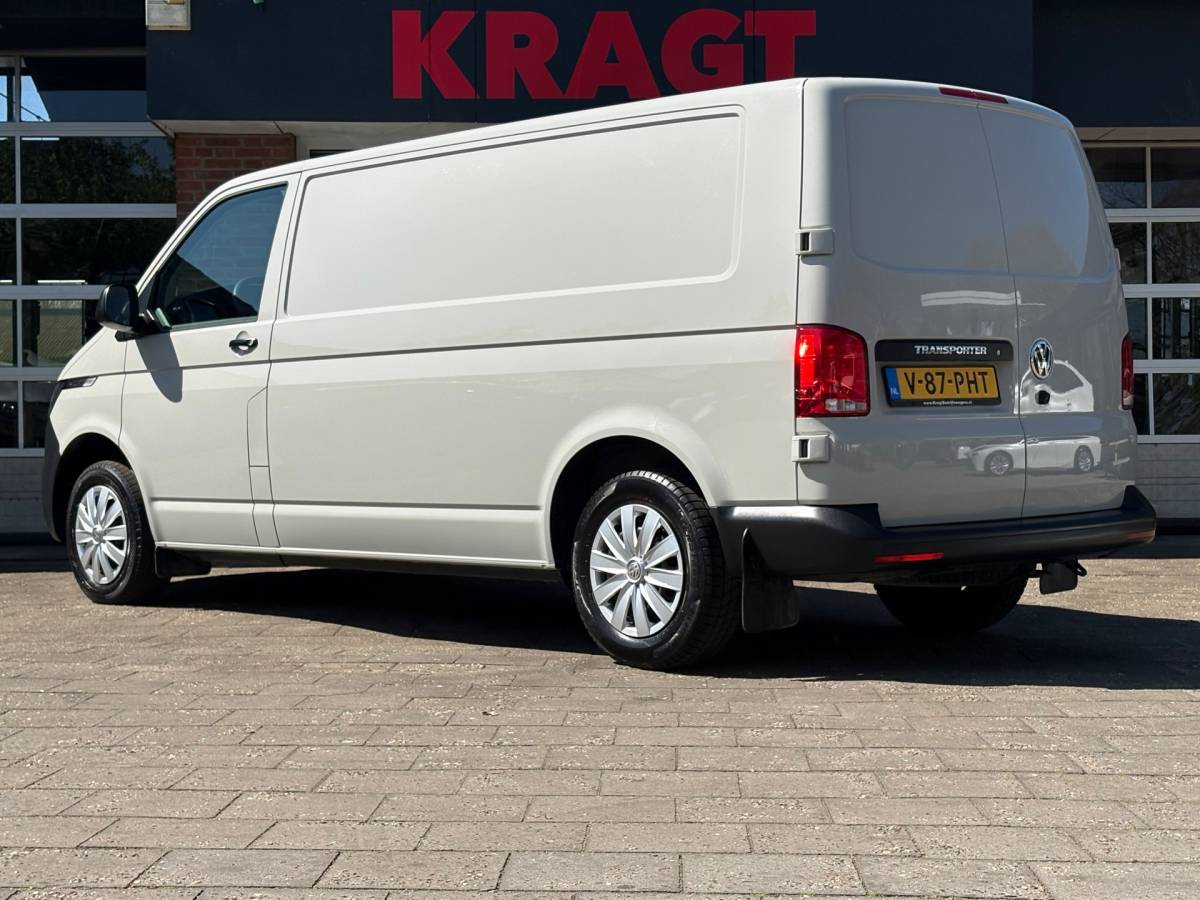 Volkswagen Transporter Volkswagen TRANSPORTER 2.0 TDI L2H1 150PK!|DSG Automaat|cruise control|airco|achteruitrijcamera|apple carplay|drie zitplaatsen