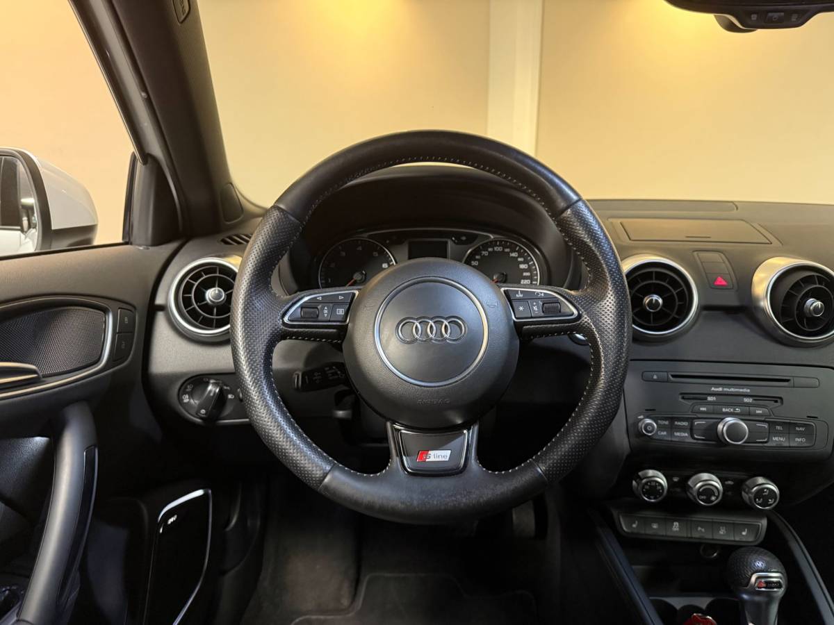 Audi A1 Sportback Audi A1 Sportback 1.4 TFSI Pro Line S *S-Tronic Automaat* Leer|S-Line|Stoelverw.|Cruise|Navi|All-seasons
