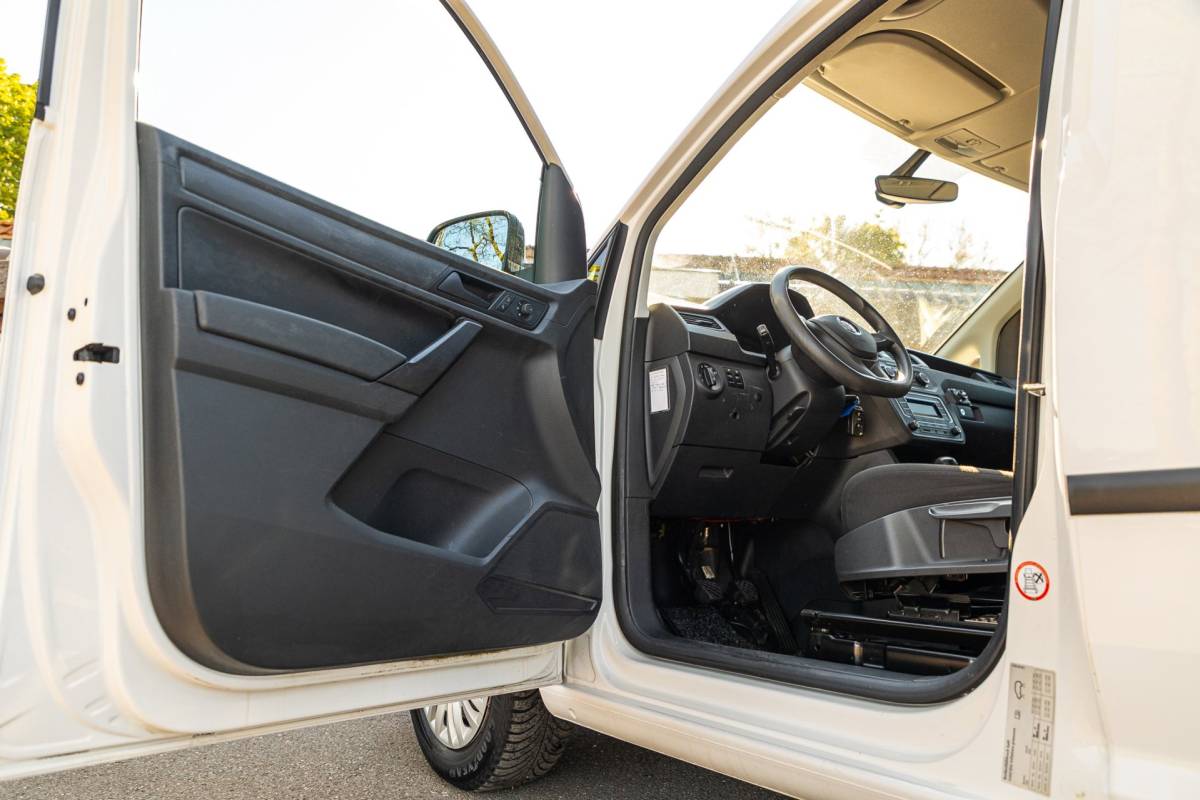 Volkswagen Caddy Volkswagen Caddy 2.0 TDI L2H1 BMT Maxi Highline I klep I Cruise I Clima I NAP I BTW I