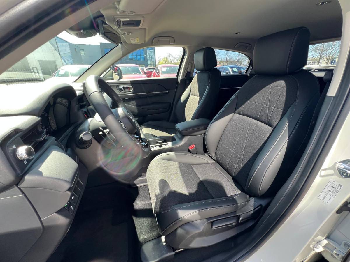 Honda HR-V Honda HR-V 1.5 e:HEV Advance | VOORRAAD VOORDEEL | NIEUWE AUTO | FULL HYBRID | ADVANCE | STOEL + STUUR VERWARMING | ELEKTR A.KLEP | DIRECT LEVERBAAR |