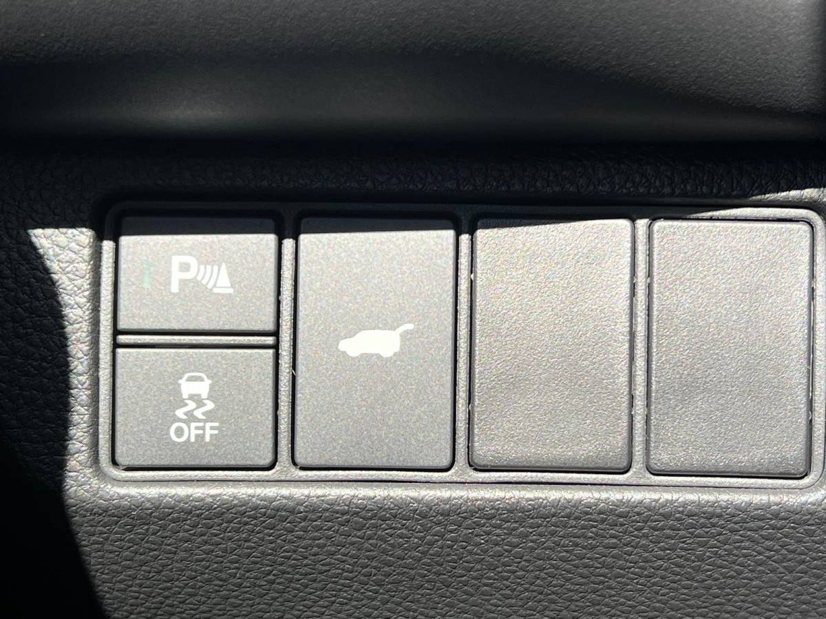 Honda HR-V Honda HR-V 1.5 e:HEV Advance | VOORRAAD VOORDEEL | NIEUWE AUTO | FULL HYBRID | ADVANCE | STOEL + STUUR VERWARMING | ELEKTR A.KLEP | DIRECT LEVERBAAR |