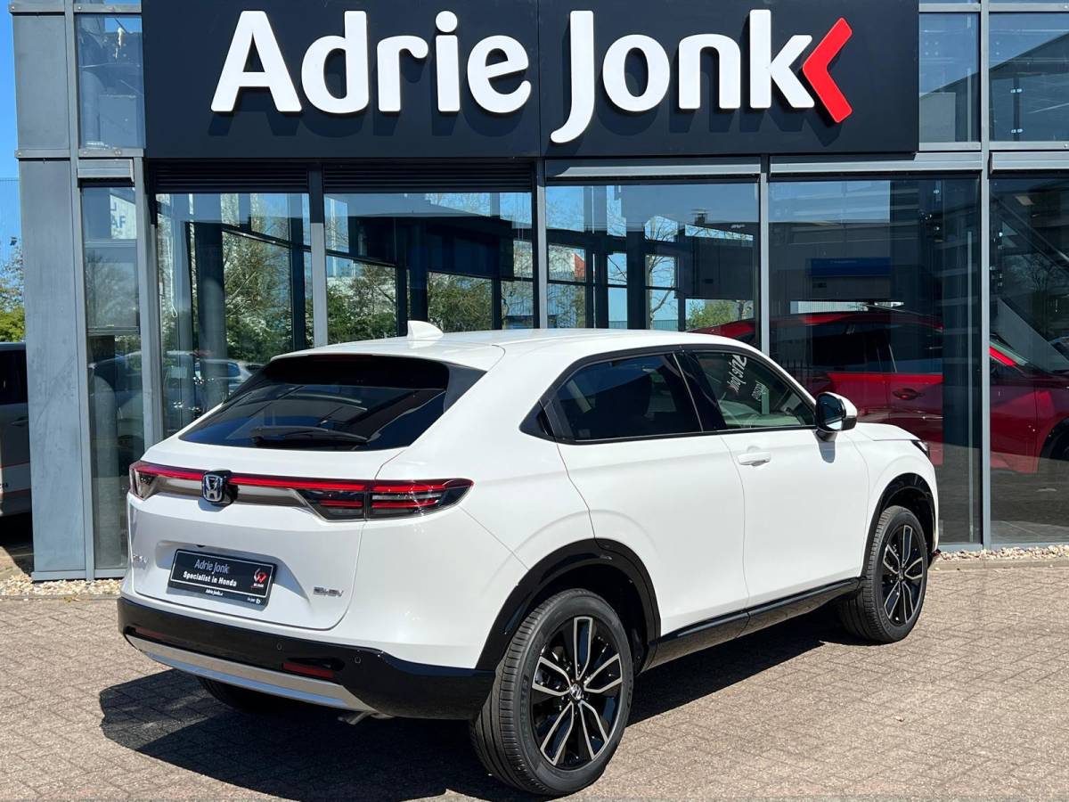 Honda HR-V Honda HR-V 1.5 e:HEV Advance | VOORRAAD VOORDEEL | NIEUWE AUTO | FULL HYBRID | ADVANCE | STOEL + STUUR VERWARMING | ELEKTR A.KLEP | DIRECT LEVERBAAR |
