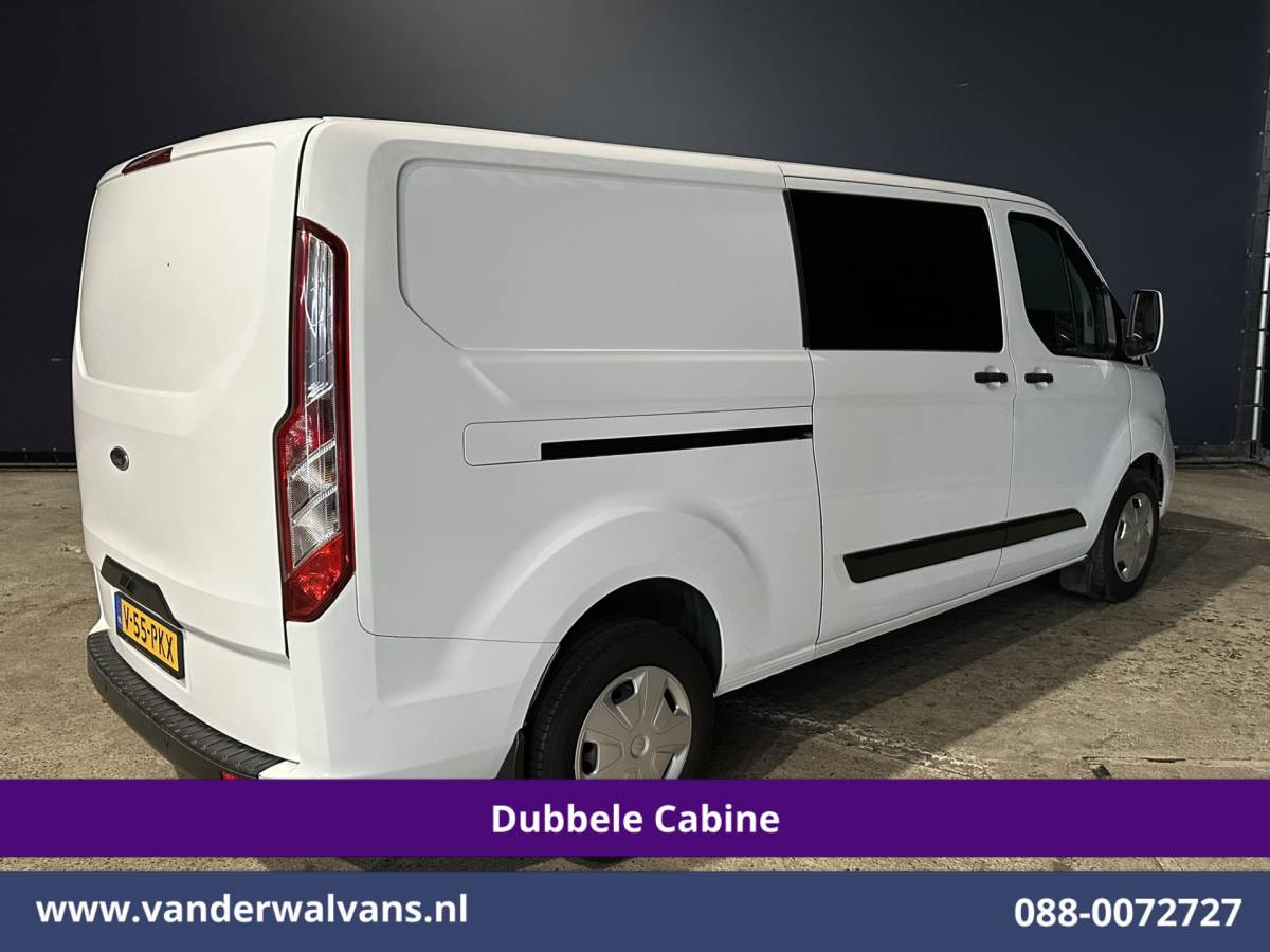 Ford Transit Custom Ford Transit Custom 2.0 TDCI 131pk Automaat L2H1 Dubbele Cabine Euro6 Airco | 6-Zits | Camera | Navigatie | Apple Carplay Android Auto, Xenon, Cruisecontrol, Stoelverwarming, Verwarmde voorruit, Parkeersensoren, Achterklep