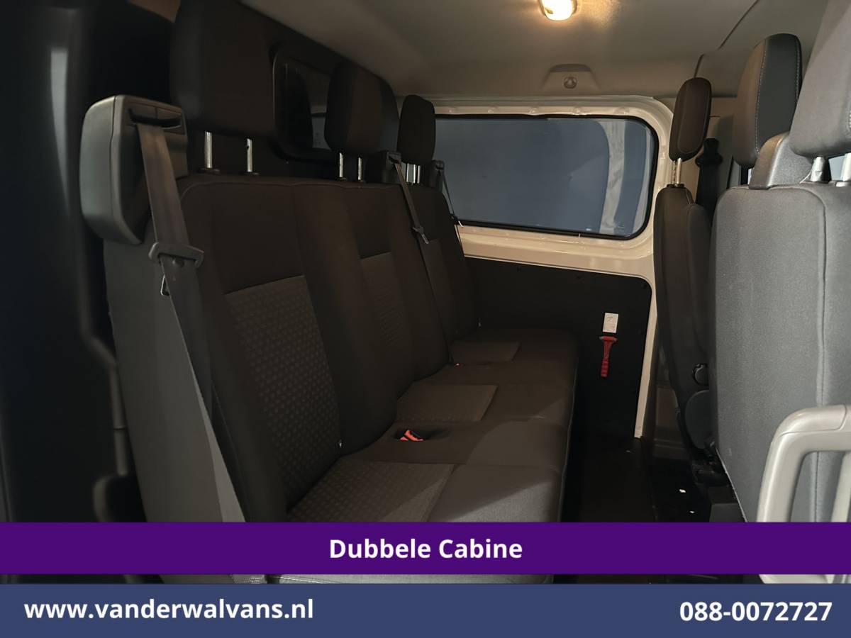 Ford Transit Custom Ford Transit Custom 2.0 TDCI 131pk Automaat L2H1 Dubbele Cabine Euro6 Airco | 6-Zits | Camera | Navigatie | Apple Carplay Android Auto, Xenon, Cruisecontrol, Stoelverwarming, Verwarmde voorruit, Parkeersensoren, Achterklep