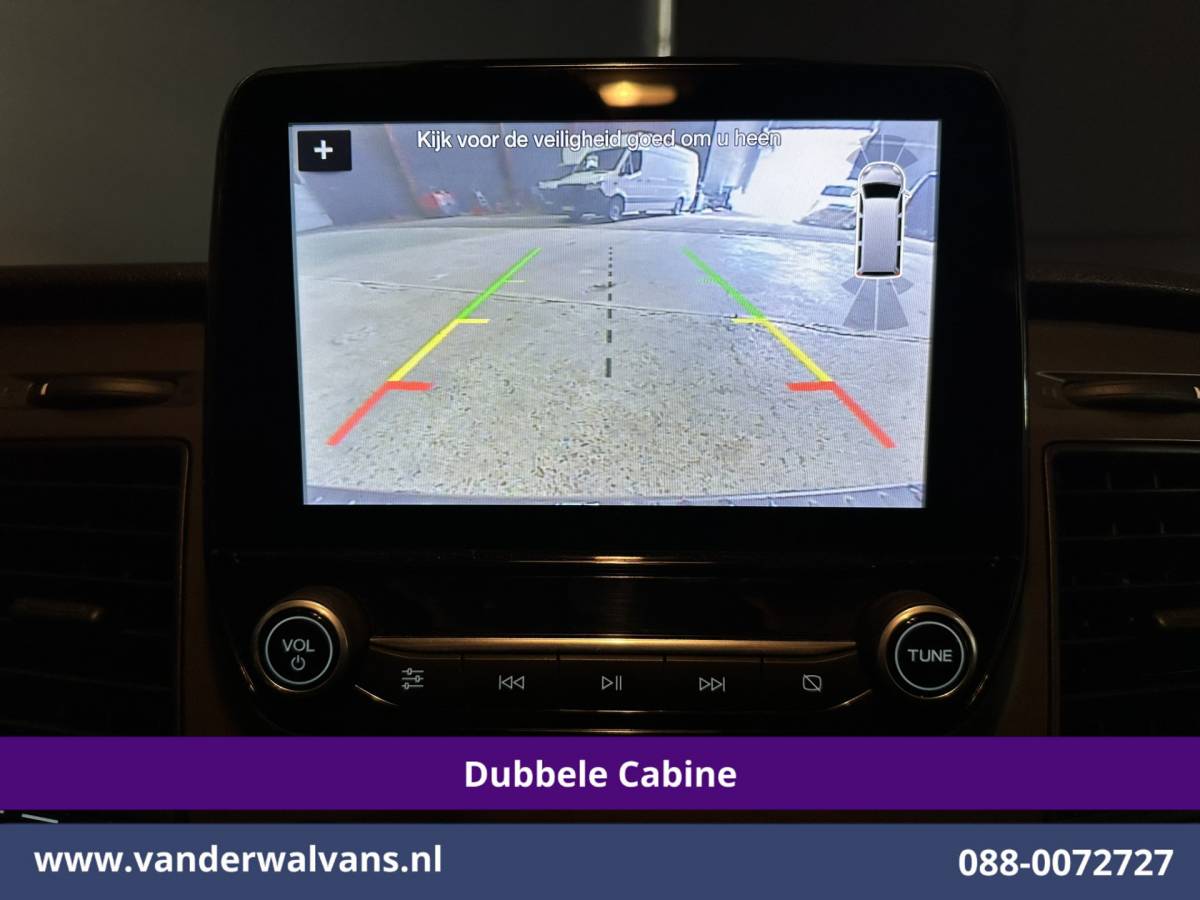 Ford Transit Custom Ford Transit Custom 2.0 TDCI 131pk Automaat L2H1 Dubbele Cabine Euro6 Airco | 6-Zits | Camera | Navigatie | Apple Carplay Android Auto, Xenon, Cruisecontrol, Stoelverwarming, Verwarmde voorruit, Parkeersensoren, Achterklep
