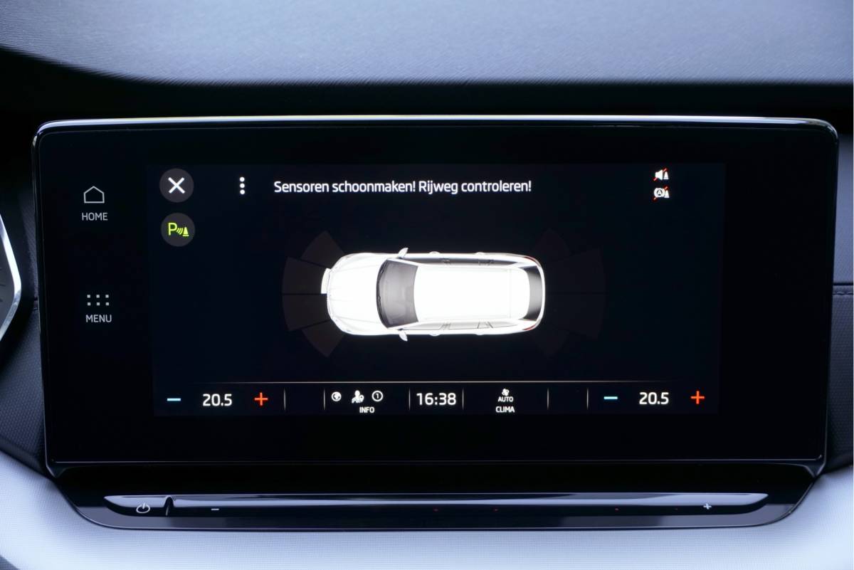 Škoda Octavia ŠKODA Octavia Combi 1.0 TSI Business Edition BJ2021 Lmv 16″ | Led V+A | Dynamische knipperlichten | Pdc | Elek. achterklep | App-Connect | Navi | Dashboard verlichting | Climate control | Cruise control | Extra getint glas