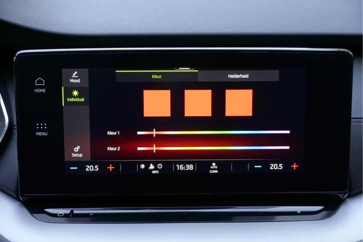 Škoda Octavia ŠKODA Octavia Combi 1.0 TSI Business Edition BJ2021 Lmv 16″ | Led V+A | Dynamische knipperlichten | Pdc | Elek. achterklep | App-Connect | Navi | Dashboard verlichting | Climate control | Cruise control | Extra getint glas