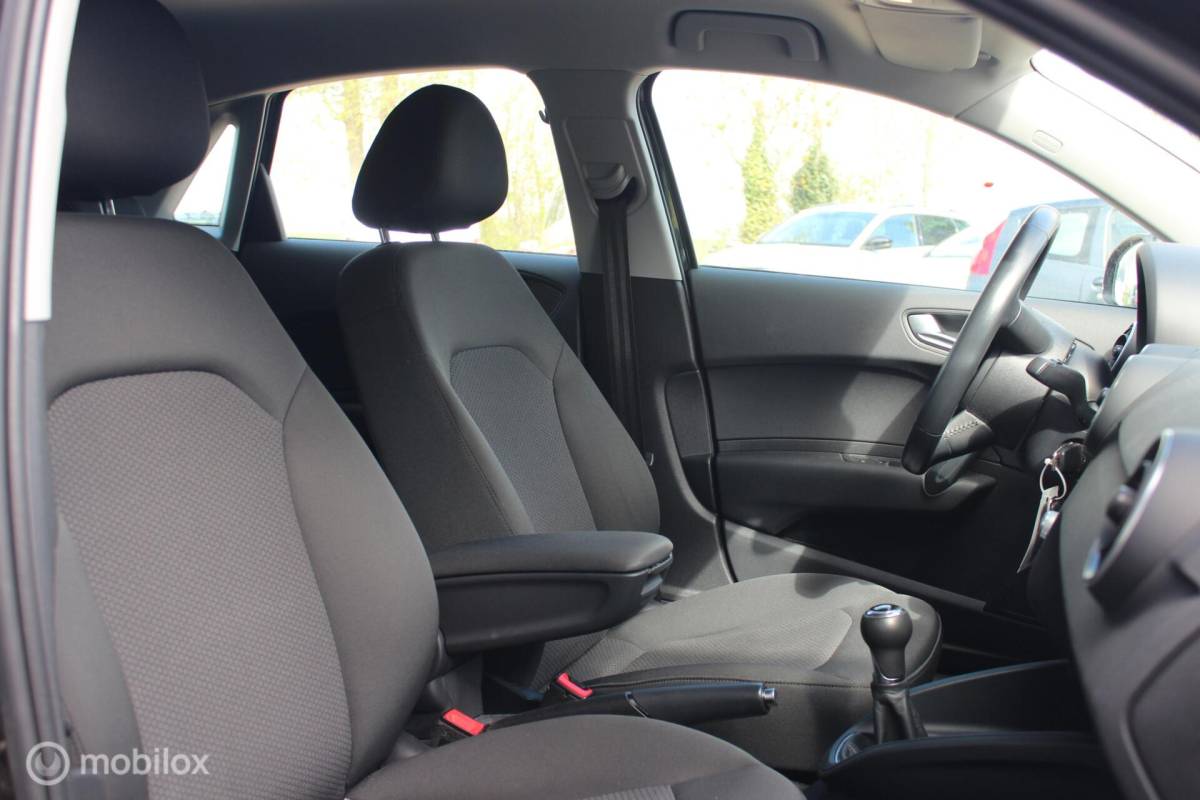 Audi A1 Sportback Audi A1 Sportback 1.0 TFSI S-Line Navi/Airco/Cruise/NAP/17Inch