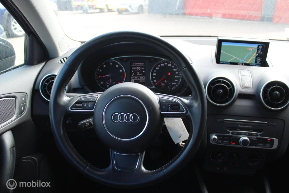 Audi A1 Sportback Audi A1 Sportback 1.0 TFSI S-Line Navi/Airco/Cruise/NAP/17Inch
