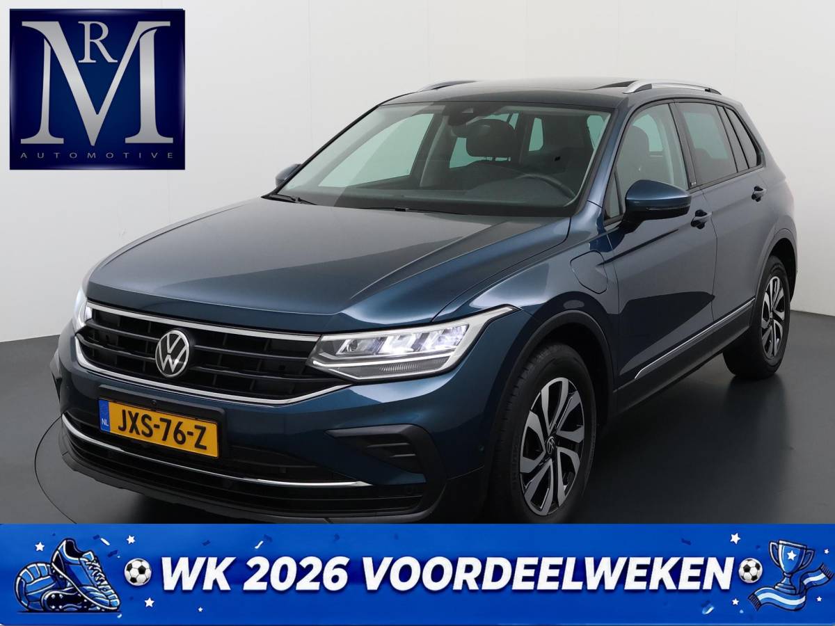 Volkswagen Tiguan Volkswagen Tiguan 1.4 TSI eHybrid PHEV DIRECT LEVERBAAR | RECENT ONDERHOUD UITGEVOERD | 360 CAMERA ZICHT | STOEL- EN STUURWIELVERWARMING | PANORAMADAK | INCLUSIEF 12 MAANDEN BOVAG-GARANTIE