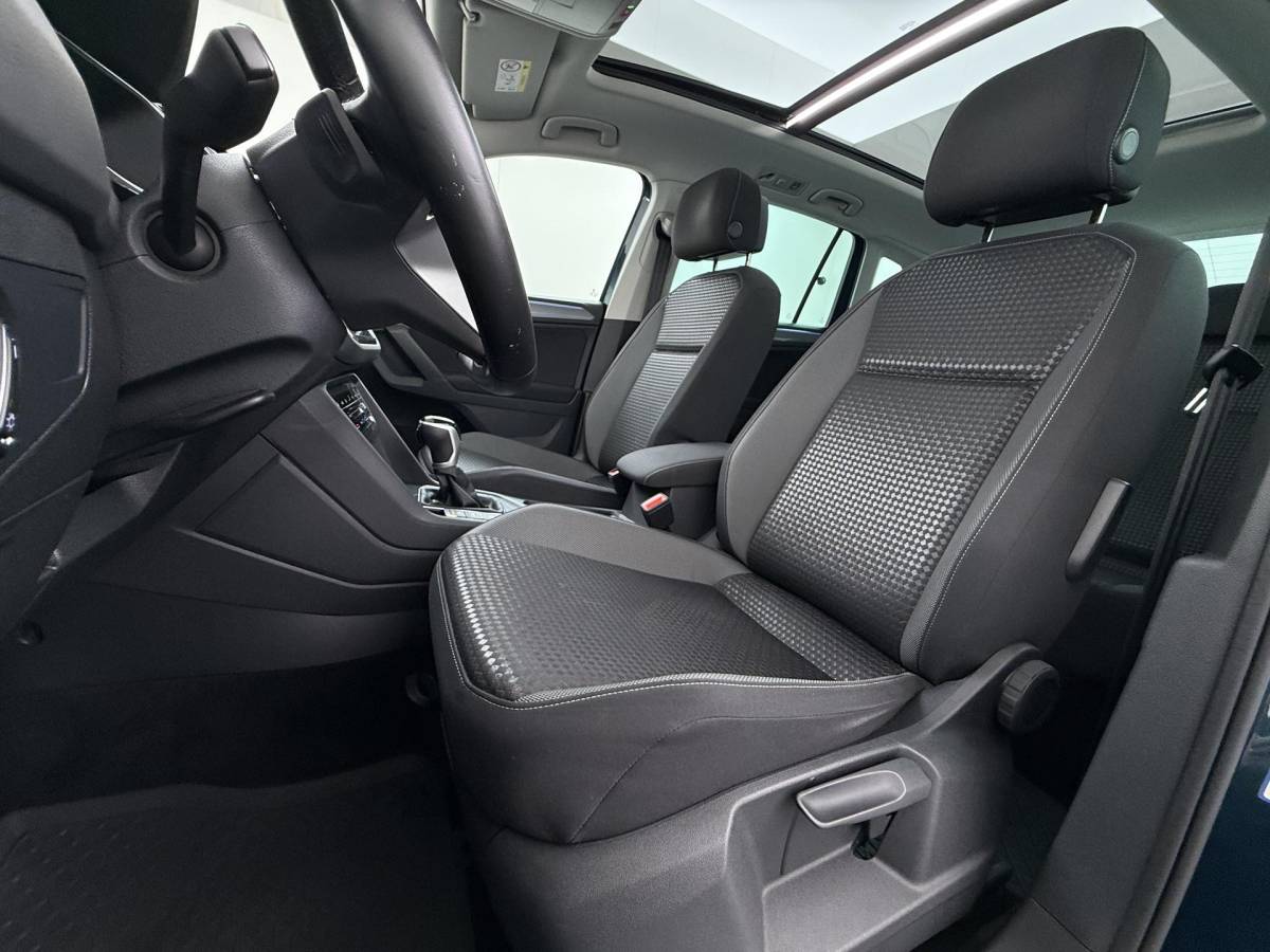 Volkswagen Tiguan Volkswagen Tiguan 1.4 TSI eHybrid PHEV DIRECT LEVERBAAR | RECENT ONDERHOUD UITGEVOERD | 360 CAMERA ZICHT | STOEL- EN STUURWIELVERWARMING | PANORAMADAK | INCLUSIEF 12 MAANDEN BOVAG-GARANTIE